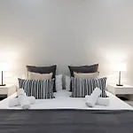 Cozy One-Bedroom La Latina